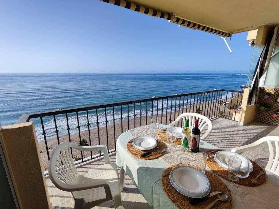 Fuengirola Frente Al Mar Apt Dış mekan fotoğraf